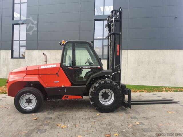 Chariot élévateur tout-terrain Manitou M 70-2