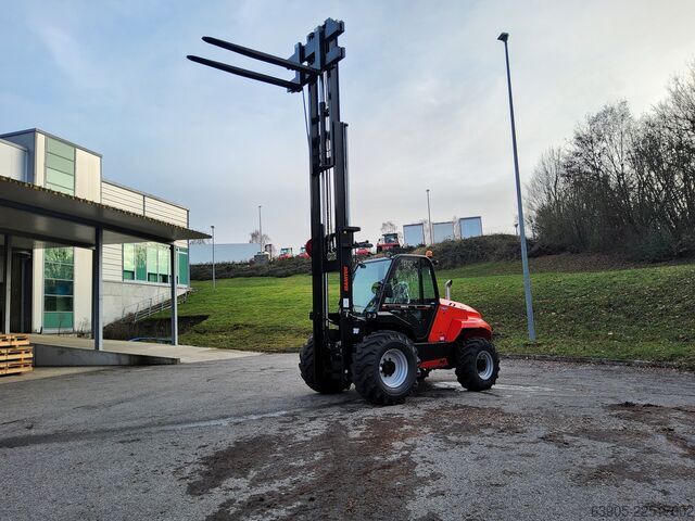 Empilhadeira todo-o-terreno Manitou M 50-4 D