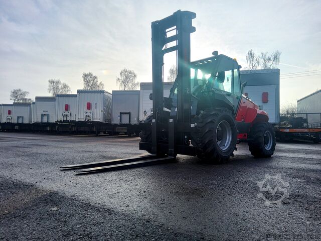 Empilhadeira todo-o-terreno Manitou M 50-4 D