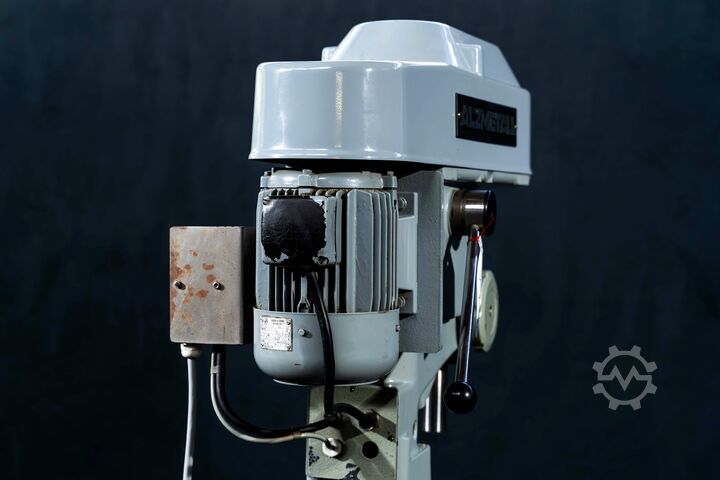 Upright drilling machine ALZMETALL 