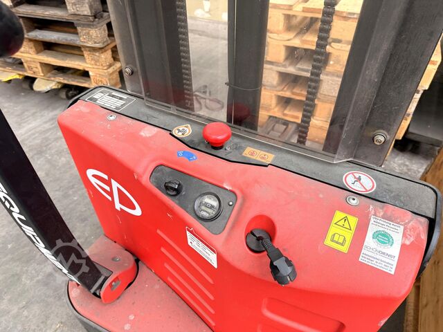 Electric pallet truck EP ES 12-12 ES
