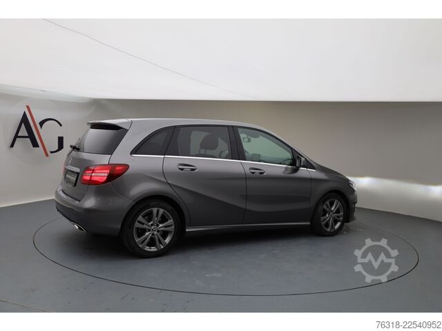 Kleinbus Mercedes-Benz B 220 d Urban+LED+AHK+Cam.+Navi+AUT+Keyl+PTS+SHZ
