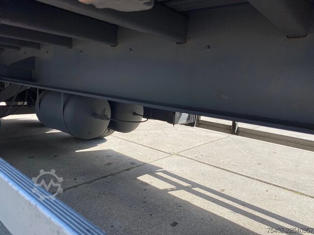 Schiebeplanen Pacton / Hard-Wood Floor / Steering Axle / 1x Lift Axl...