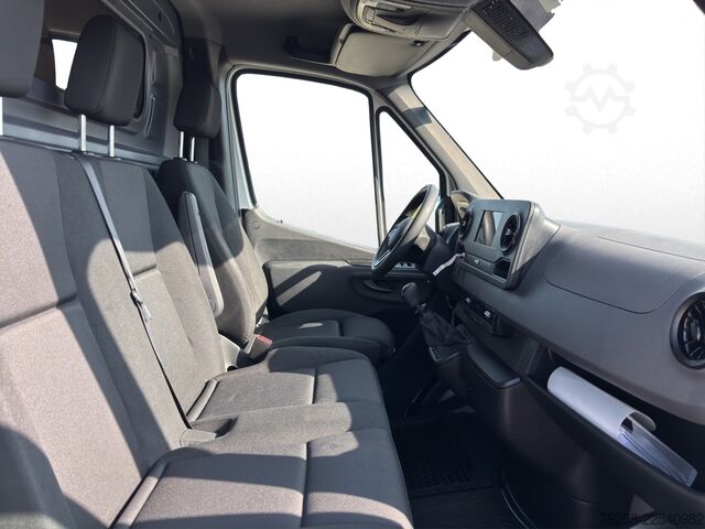 Furgão de painéis Mercedes-Benz Sprinter 317 CDI Kasten AHK Kam. KlimaA SHZ