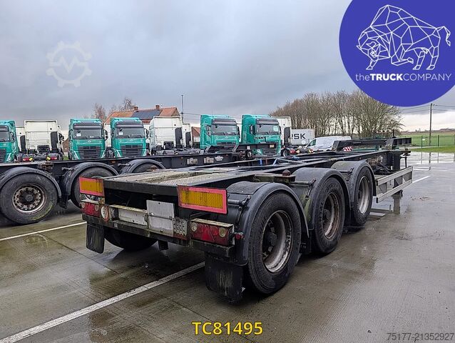 Containertransport Turbos Hoet Tank chassis Gooseneck
