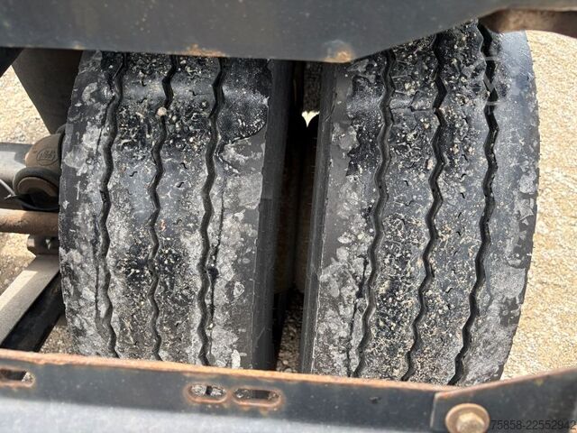 Cserélhető alvázas pótkocsi Krone BDF Lafette 235/75R17,5 Zwilling BPW