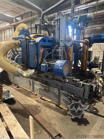 Ταινιοπρίονο κορμών Vesto 