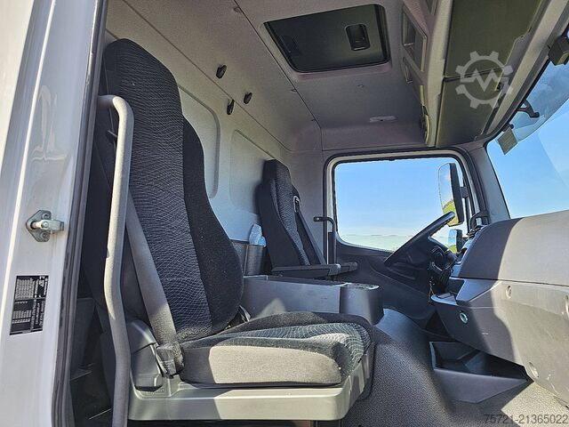 Posuvná plachta MERCEDES-BENZ ATEGO 1524