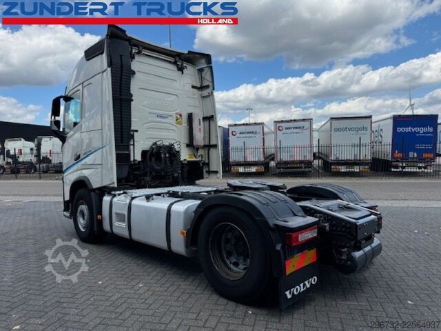 Hazardous substances Volvo FH 460 I-SAVE GLOBETROTTER,ADR,LOW KM