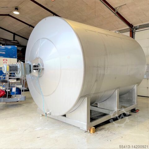 Δεξαμενή αποθήκευσης 25.000 L με ισχυρό αναδευτήρα Hackman