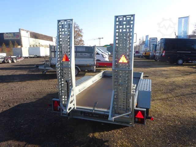 Przyczepa z platformą roboczą STEMA BMAT .2 Baumaschinentransporter Rampe