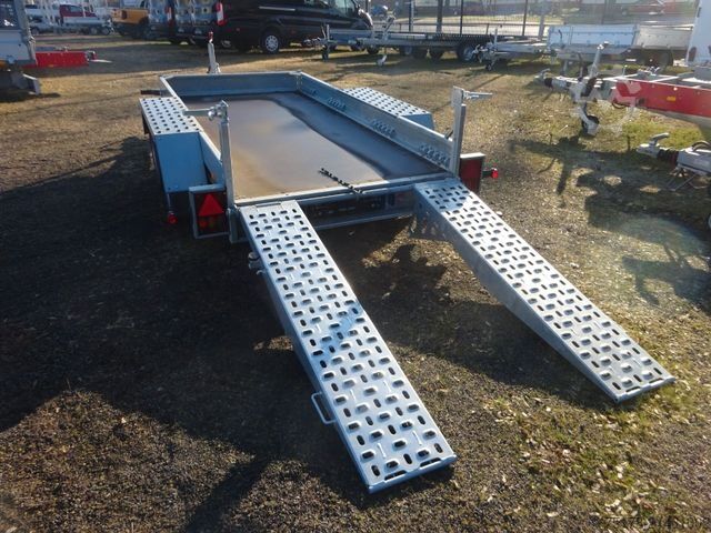 Przyczepa z platformą roboczą STEMA BMAT .2 Baumaschinentransporter Rampe