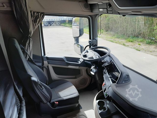 Camion porte-caisses amovibles DAF FAN XG 480  Multiwechsler 1120-1320