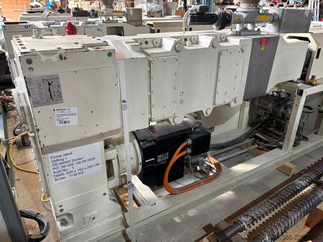 Extrusora de doble husillo KraussMaffei KMD 114-32