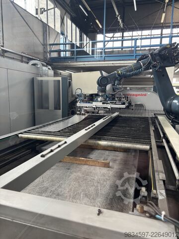 Plaatbewerkingcentrum Salvagnini P4