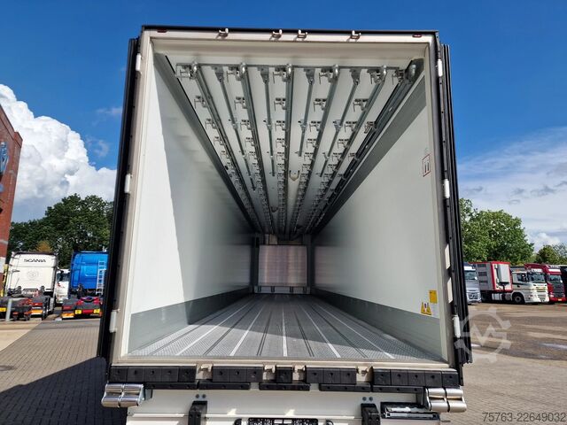 Μεταφορά σε ψύξη/κατάψυξη Schmitz Cargobull NEW - SKO 24 Thermoking SLXi 300 Frigo - Hooks/...