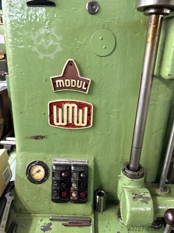 Zahnrad-Abwälzfräsmaschine Wmw ZFWZ