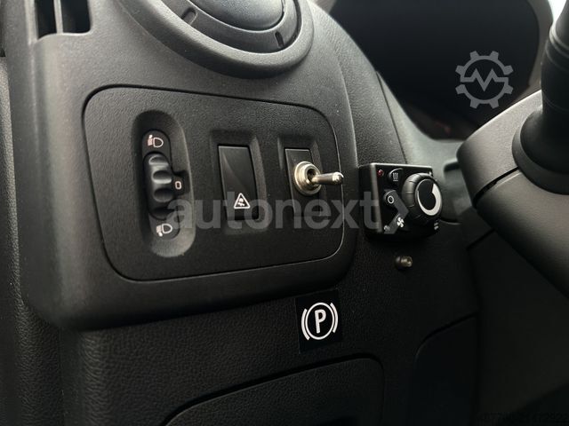 Microbuz OPEL Movano Automatik *Selbstfahrer* Rollstuhl-Lift (