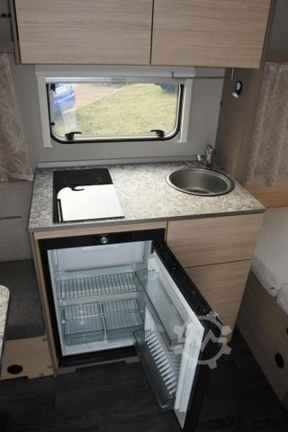 Rulotă WEINSBERG CaraCito 450 FU Klima, Markise, Gasfrei