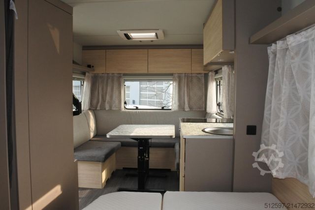 Rulotă WEINSBERG CaraCito 450 FU Klima, Markise, Gasfrei