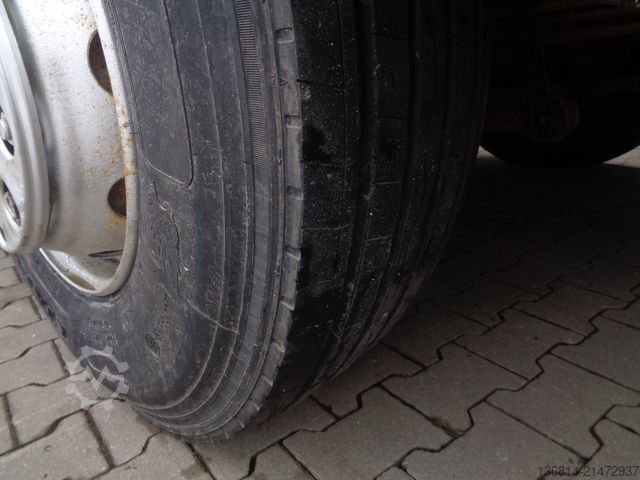 Basculantă MERCEDES-BENZ Actros 3240 8x4 Blatt Meiller 3-S-Kipper