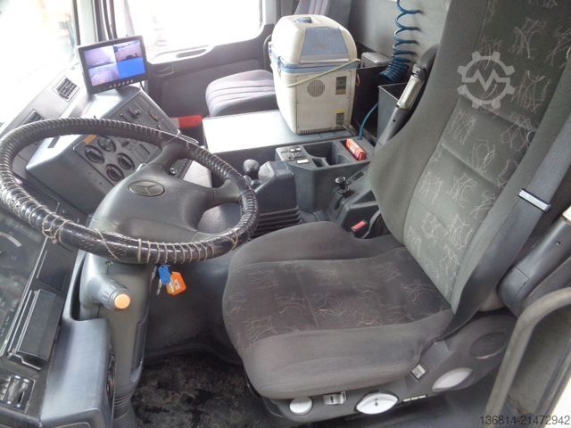 Autocamion basculant tridirecțional MERCEDES-BENZ Actros 3240 8x4 Blatt Meiller 3-S-Kipper