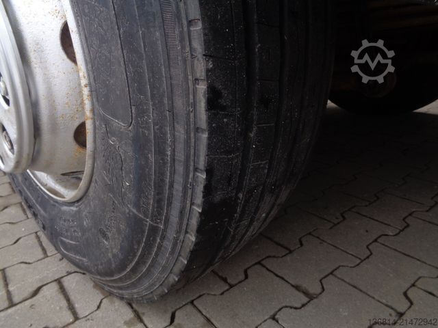 Autocamion basculant tridirecțional MERCEDES-BENZ Actros 3240 8x4 Blatt Meiller 3-S-Kipper