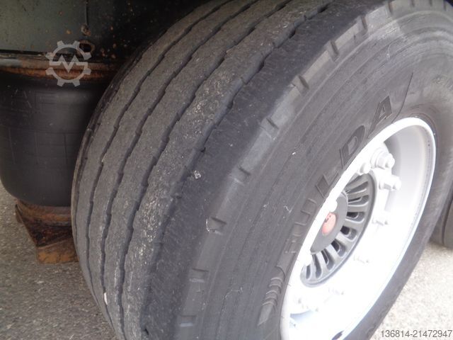 Semiremorcă deschisă cu prelată KÖGEL SN24 MEGA 435/50 R19,5 SAF