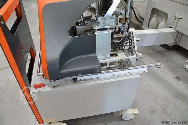Mașină de aplicat canturi cu laser și adeziv PUR HOLZ-HER LUMINA 1588