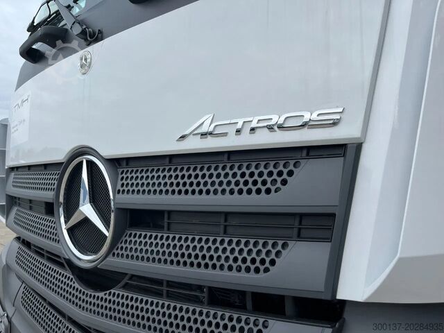 Standard-SZM Mercedes-Benz Actros 3340 S 6x4 Tractor Head