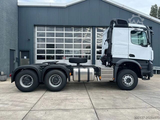 Standaard-SZM Mercedes-Benz Actros 3348 S 6x4 Tractor Head