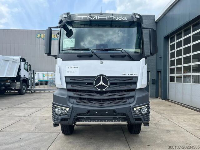 Standaard-SZM Mercedes-Benz Actros 3348 S 6x4 Tractor Head
