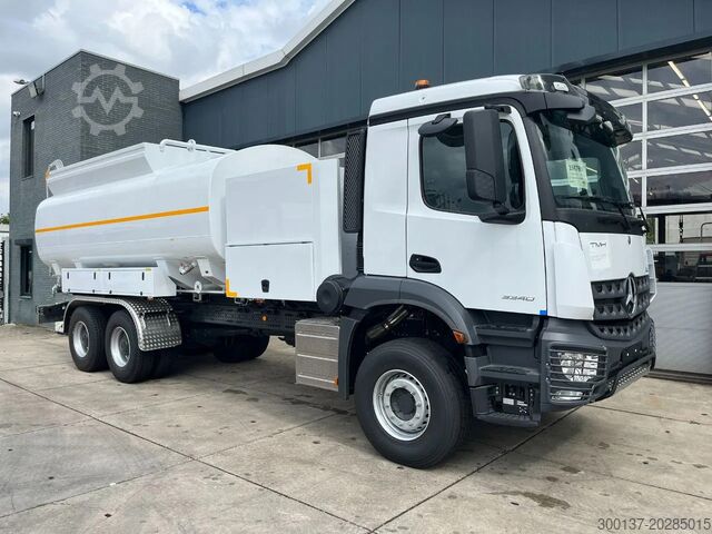 Cisterna Mercedes-Benz Arocs 3340 6x4 Water Tank Truck