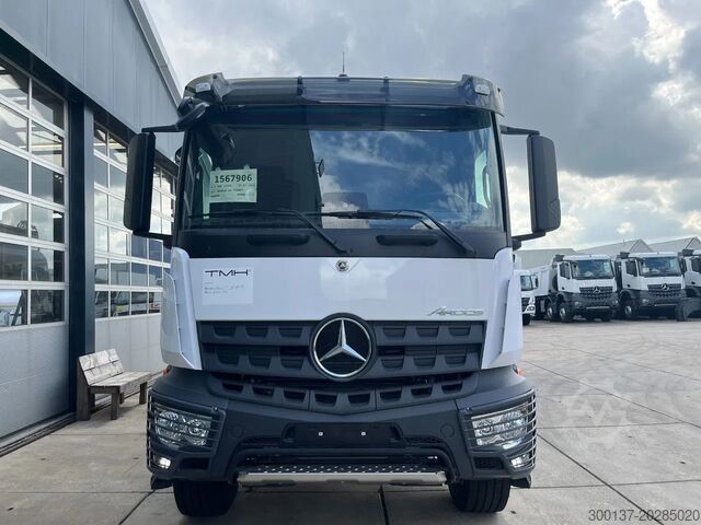 Cisterna Mercedes-Benz Arocs 3340 6x6 Water Tank Truck