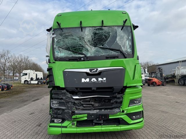 Standard SZM MAN TGX 18.520 Unfallschaden/damaged