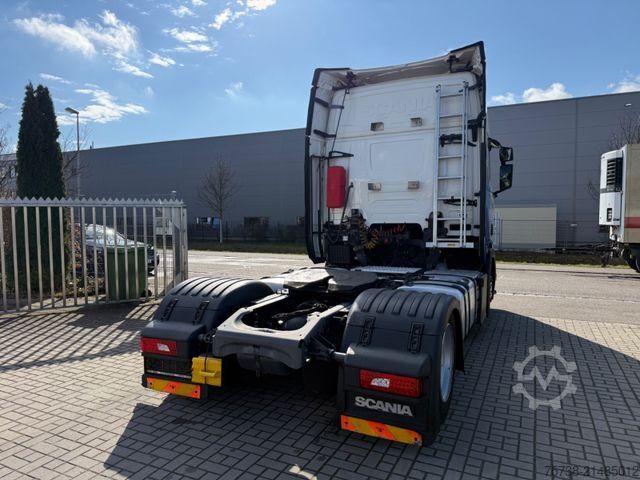 Volumen SZM SCANIA R450 Lowliner/Leder/Hubsattelkupplung/Navi