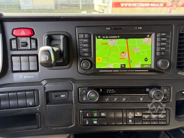 Volumen SZM SCANIA R450 Lowliner/Leder/Hubsattelkupplung/Navi