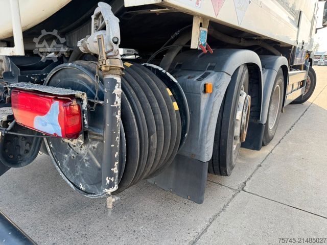 Camión cisterna MAN TGS26.360 * OBEN & UNTEN * 3 KAMMER * ALUFELGEN*