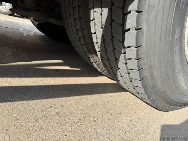 Camión cisterna MAN TGS26.360 * OBEN & UNTEN * 3 KAMMER * ALUFELGEN*