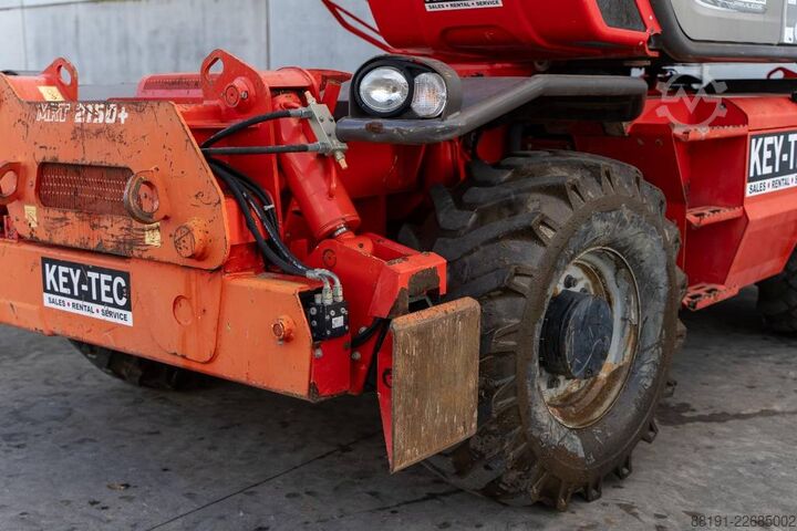 Telescopische lader Manitou MRT 2150