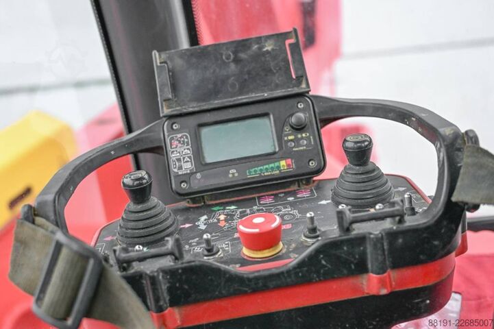 Teleskopik yükleyici Manitou MRT 3255