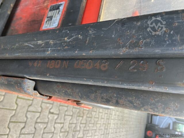 Stapelaar Linde L12