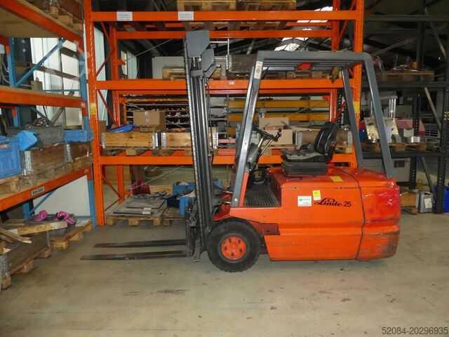 Linde električni viljuškar E25-01 Linde E25-01