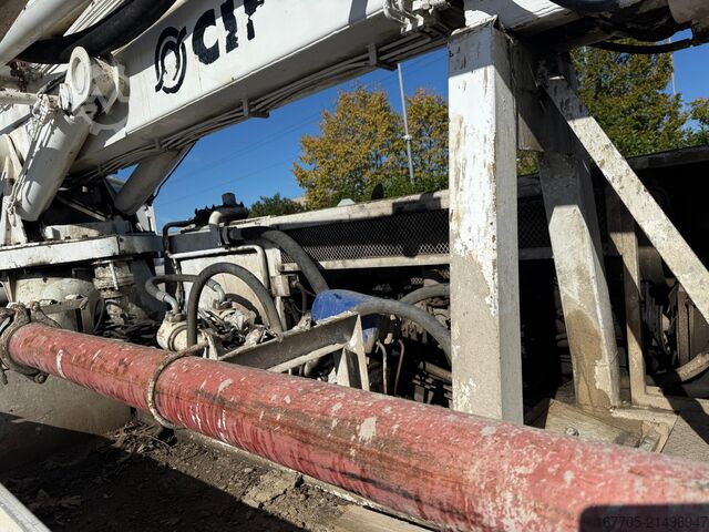 Betonpompwagen Iveco Magirus 330