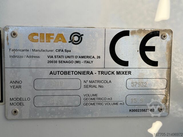 Autodomíchávač betonu Mercedes-Benz AROCS 3241