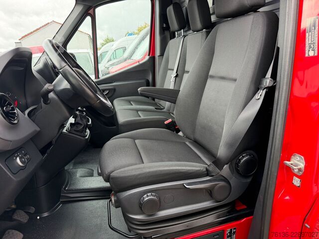 Yüksek tavanlı panelvan MERCEDES-BENZ Sprinter 315 CDI Klima AHK L2H2 3 Sitzer