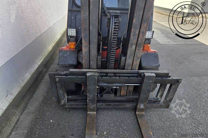 Wózek widłowy LPG Linde H30T-03