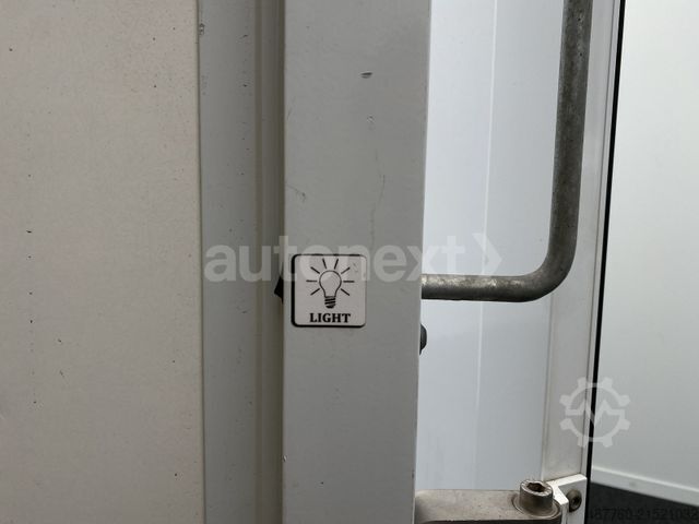 Kasa kamyoneti MERCEDES-BENZ Sprinter 519 Aut.*AHK 3,0t* Distronic+Kamera+Nav