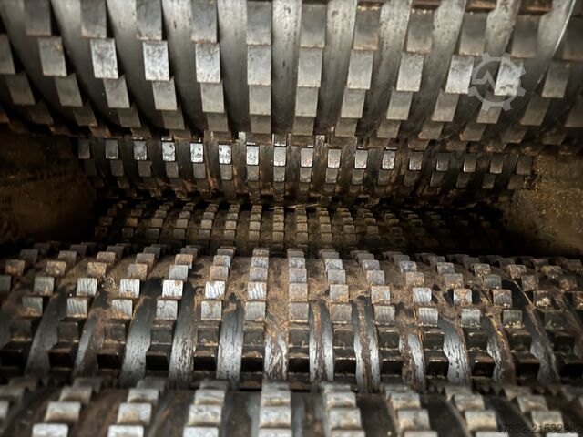 Wood shredder Vecoplan VTH 250 (250 x 650)