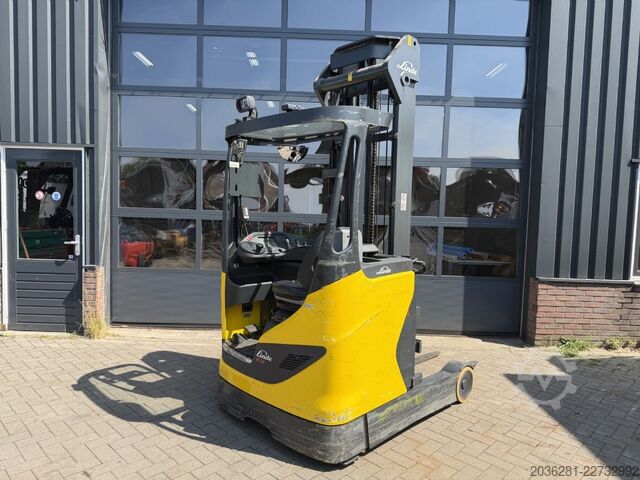Schubmaststapler Linde R14-01
